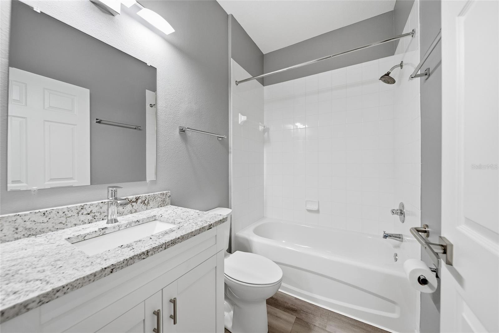 MIRABAY PRCL 7 PH 1 - Residential