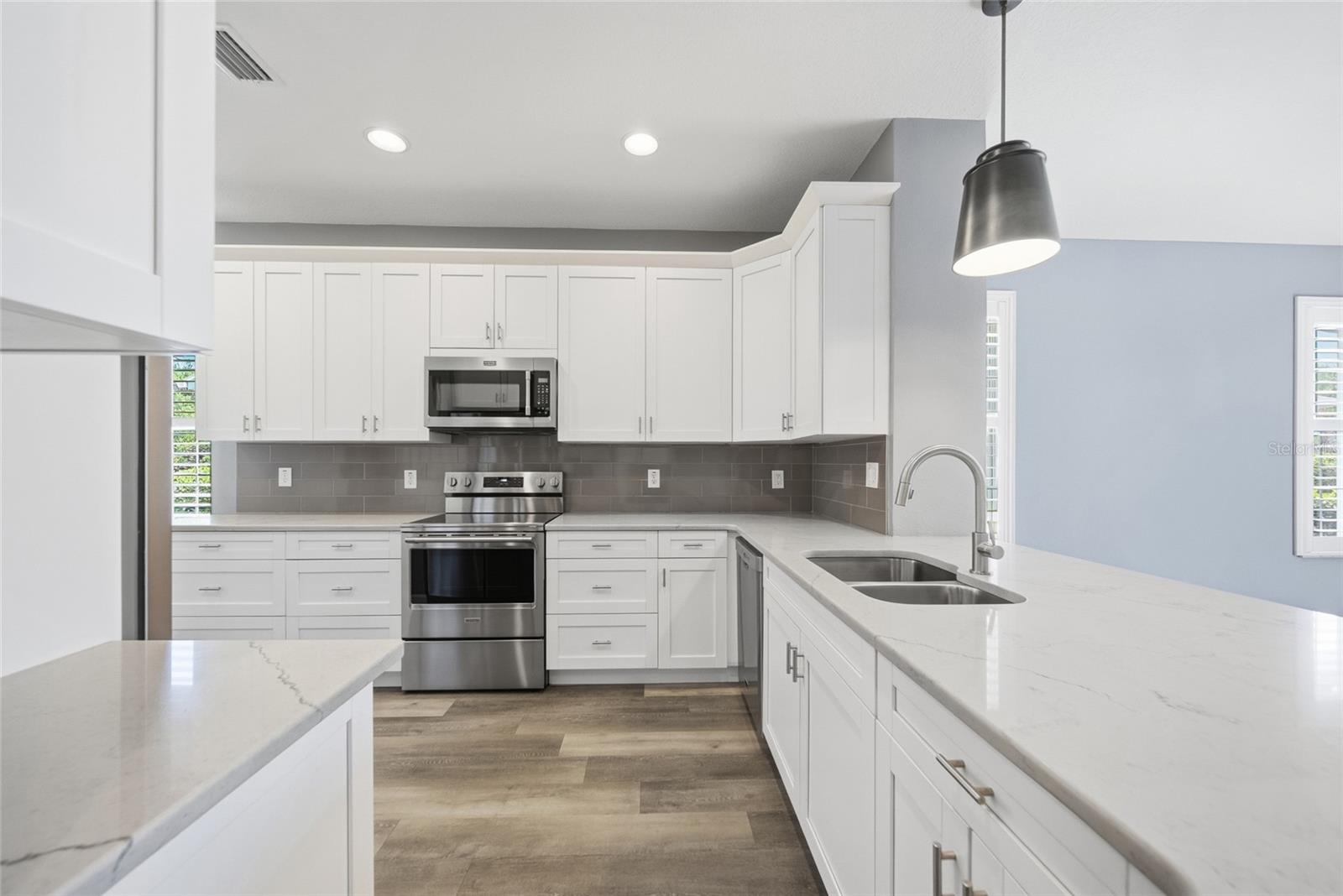 MIRABAY PRCL 7 PH 1 - Residential