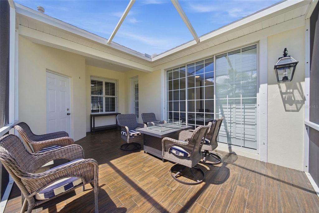Photo of 5610 Golden Isles Drive, Apollo Beach, FL 33572 (MLS # TB8509159)