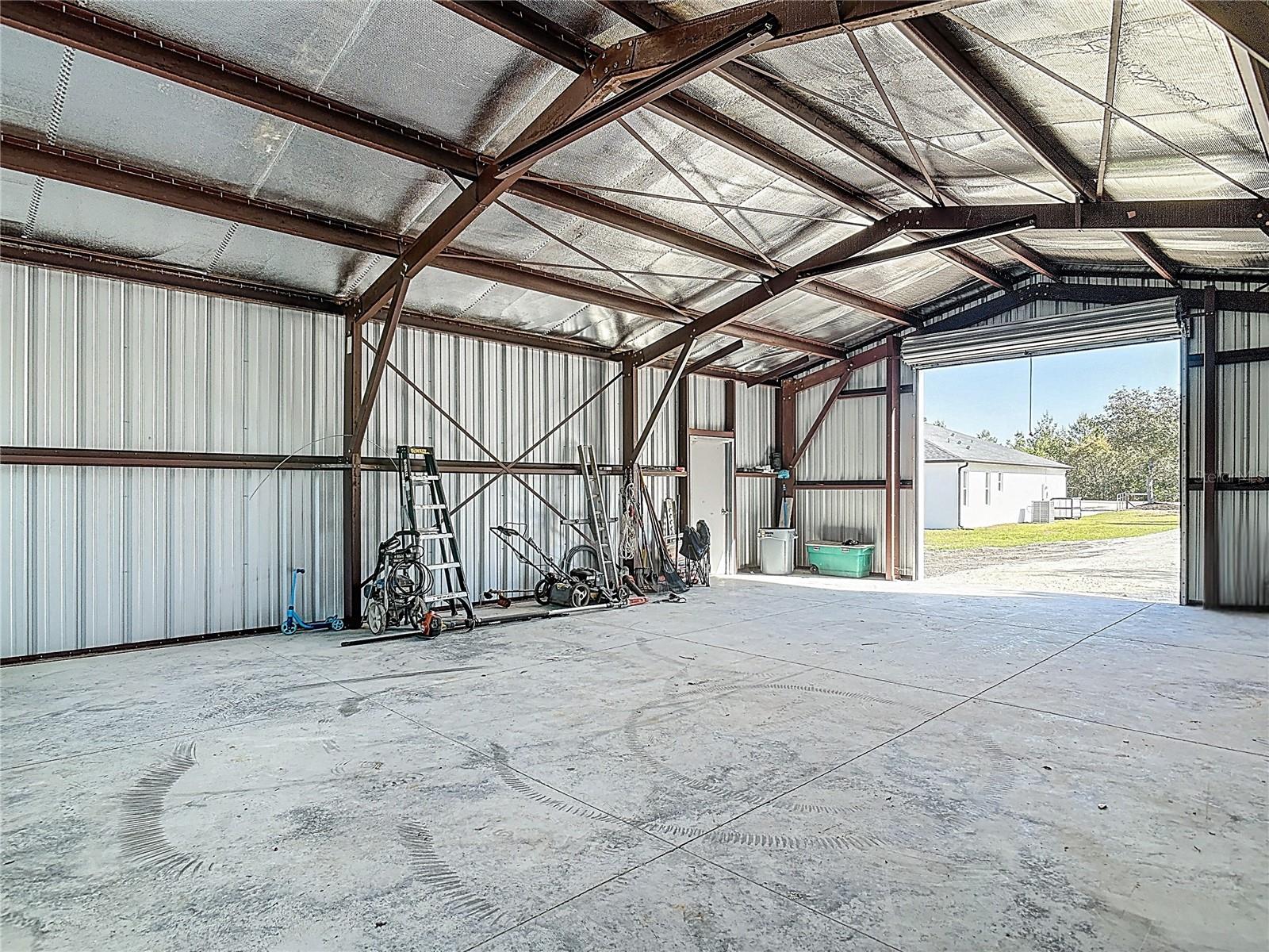 ROYAL TRAILS UNIT 01 - Residential