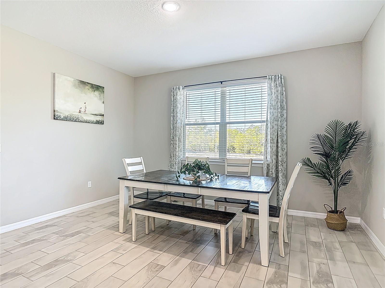 ROYAL TRAILS UNIT 01 - Residential