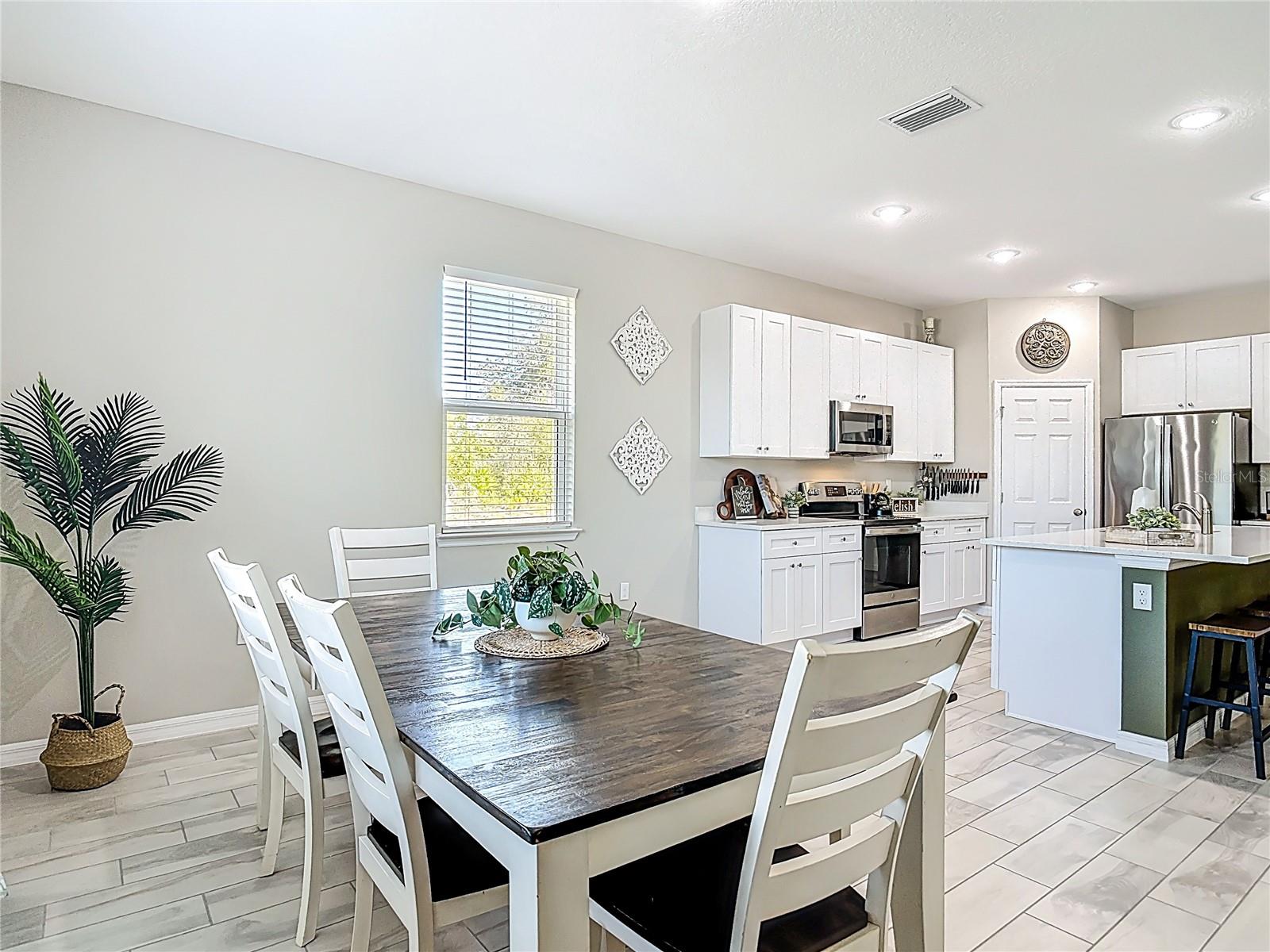 ROYAL TRAILS UNIT 01 - Residential