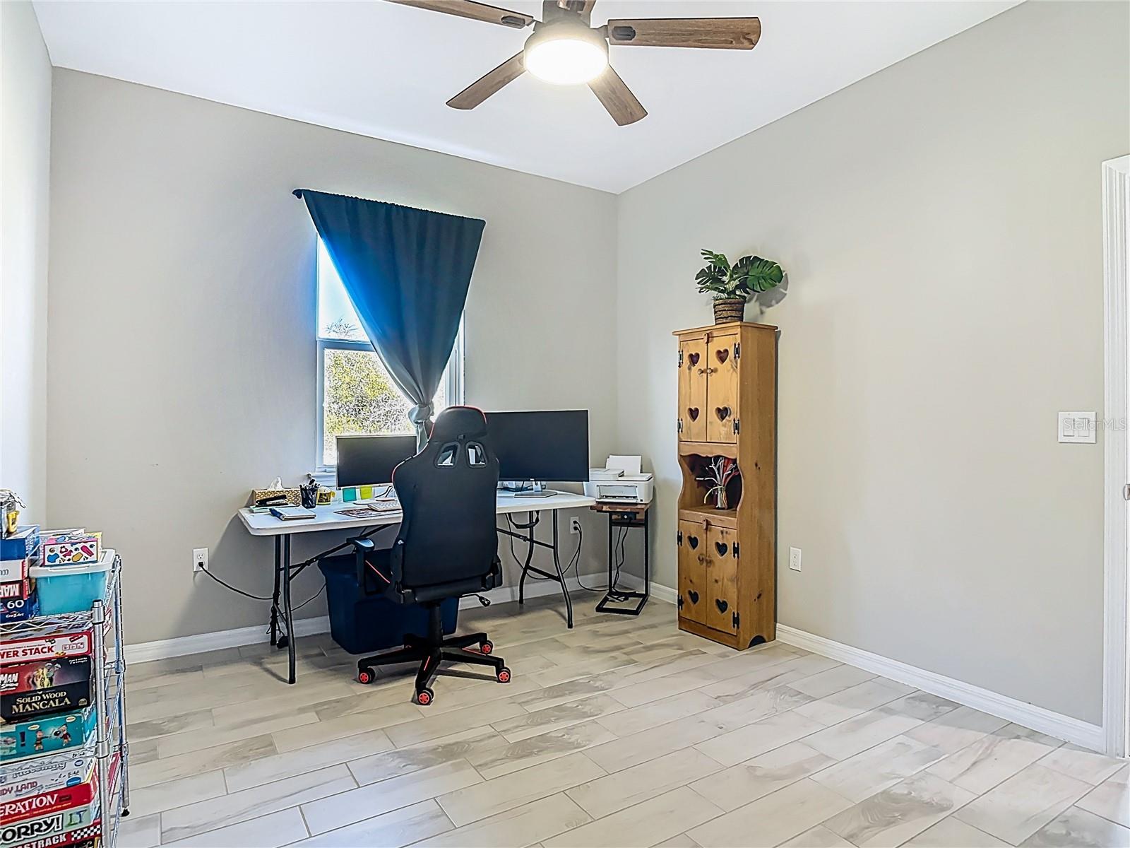 ROYAL TRAILS UNIT 01 - Residential