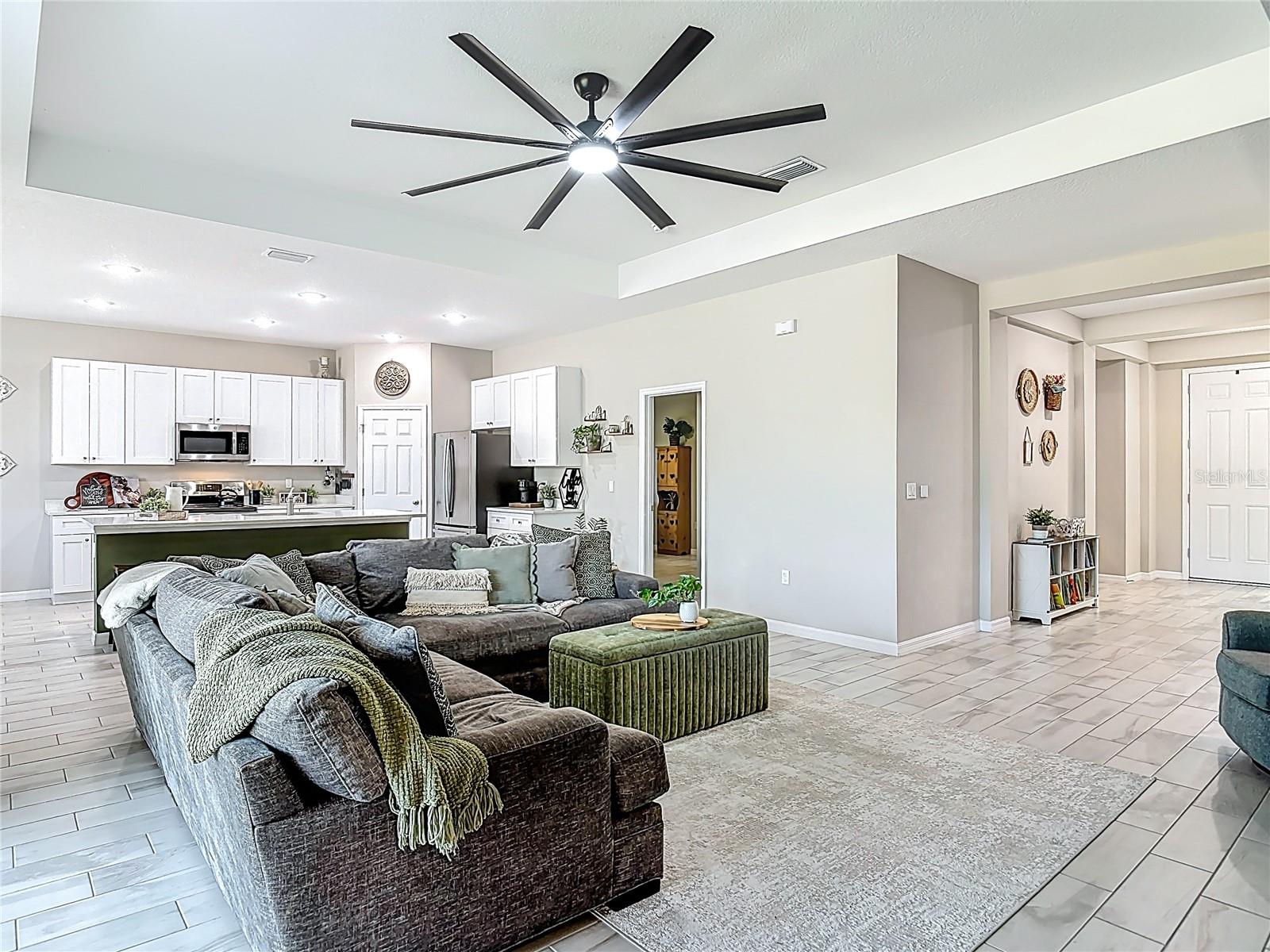 ROYAL TRAILS UNIT 01 - Residential