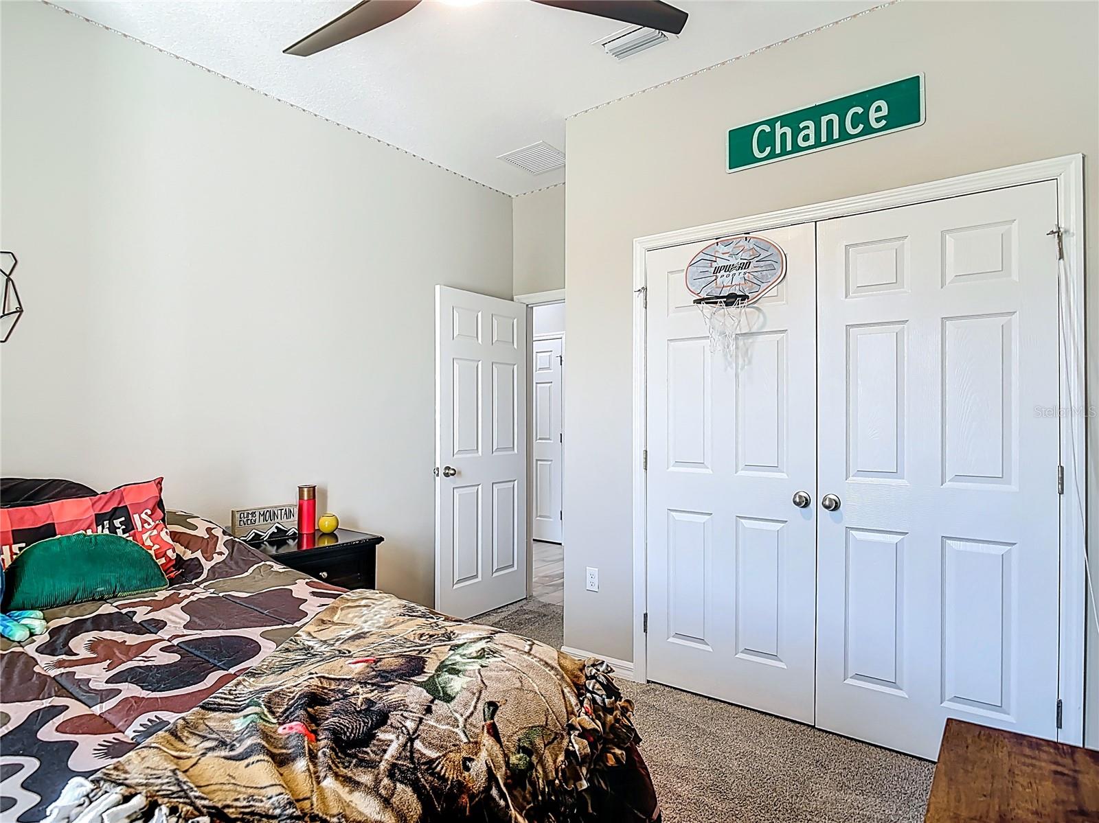 ROYAL TRAILS UNIT 01 - Residential