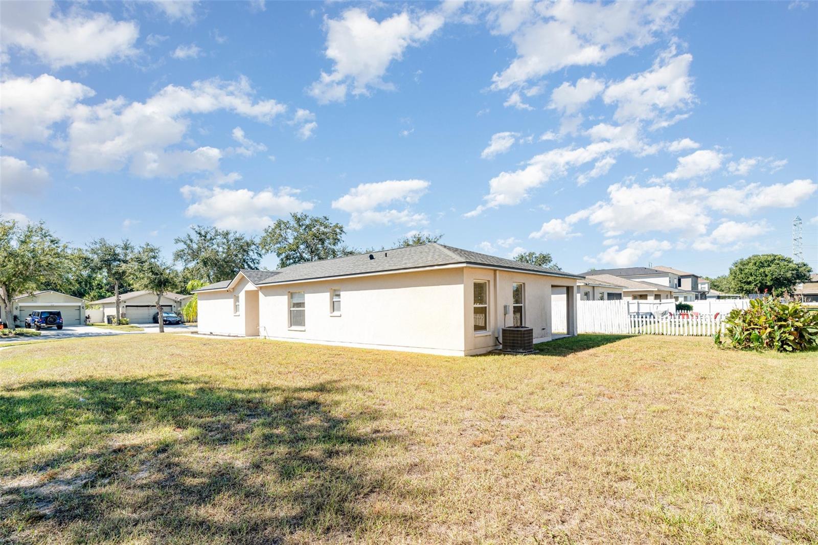 CARRIAGE POINTE PH 1 - Residential