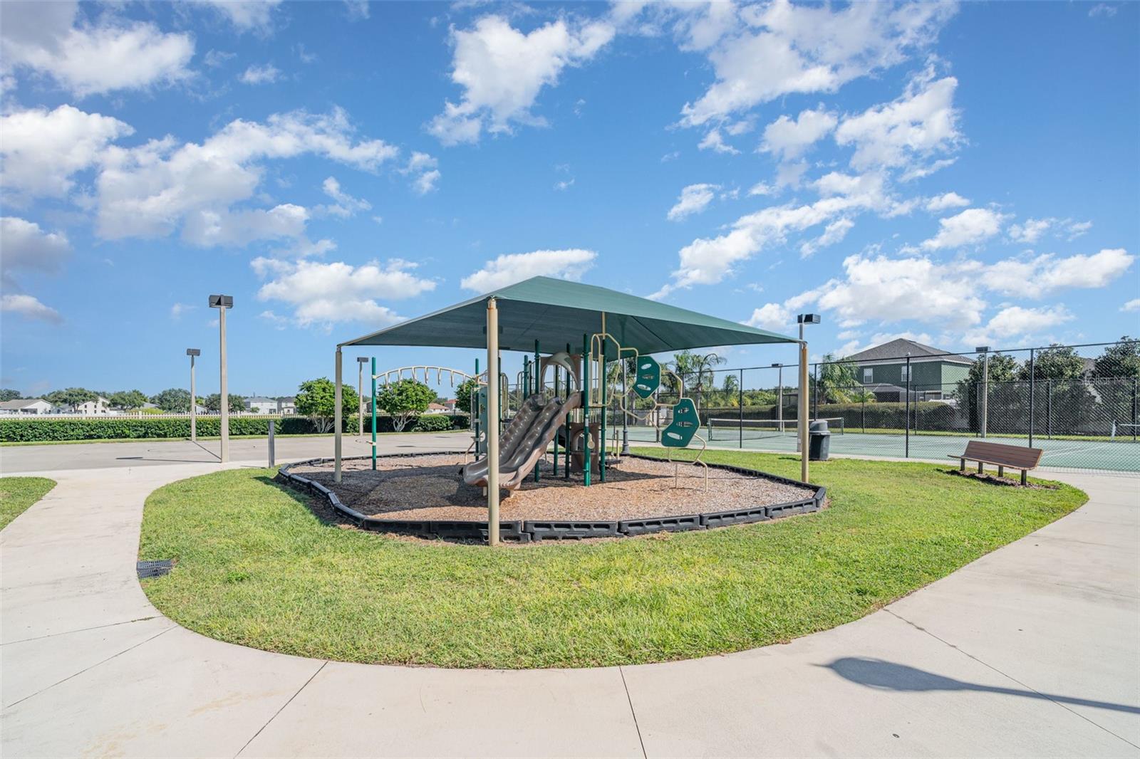 CARRIAGE POINTE PH 1 - Residential