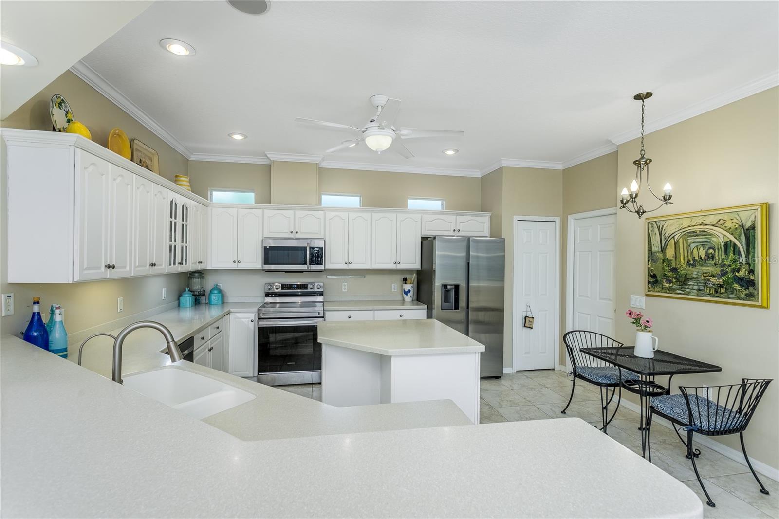 GROVES PH 02 - Residential