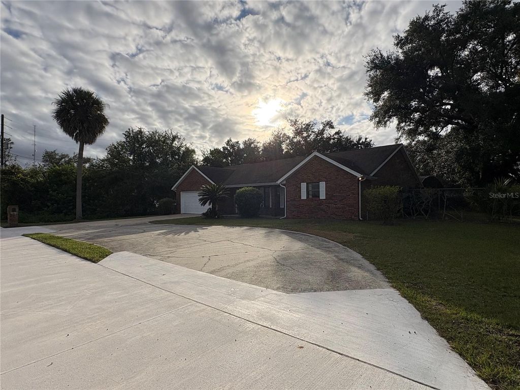 Photo of 510 Simpson Road, Kissimmee, FL 34744 (MLS # S5140343)