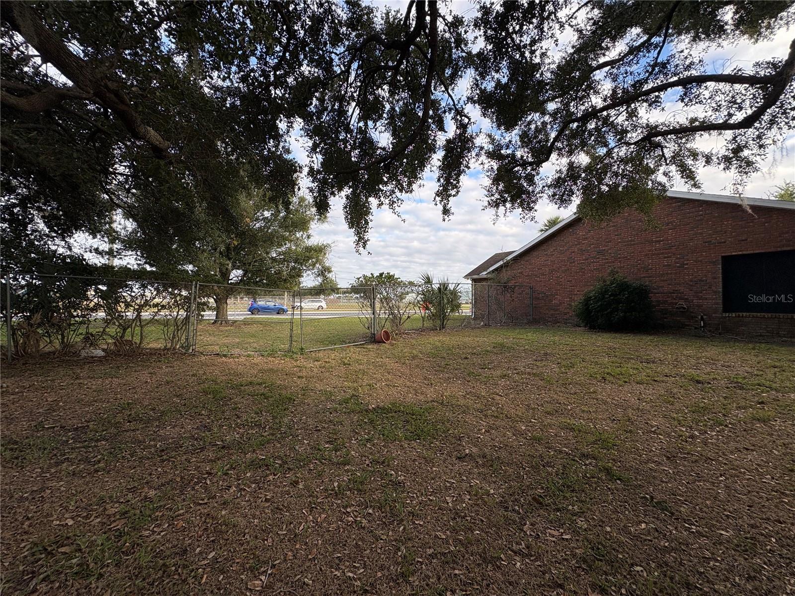 ACREAGE & UNREC - Residential