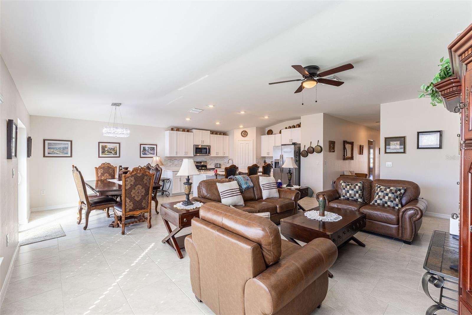 ROTONDA LAKES - Residential Lease