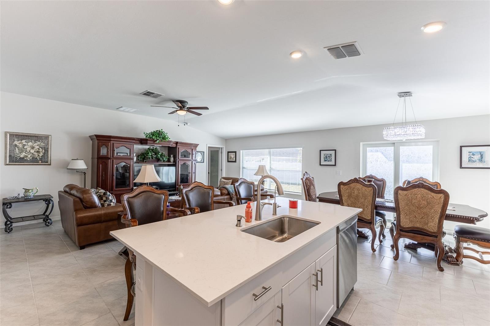 ROTONDA LAKES - Residential Lease