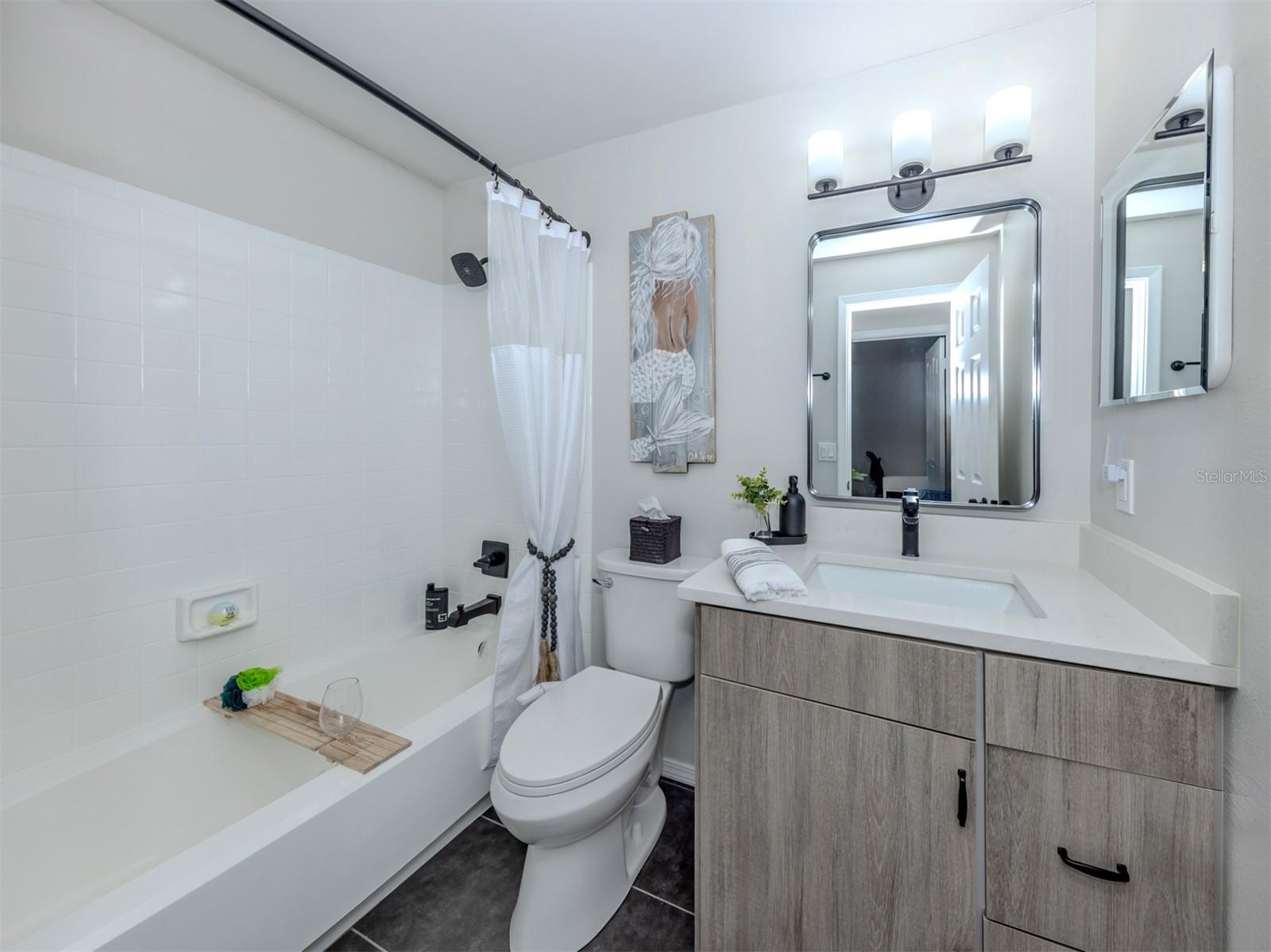 MISSION LAKES - Residential