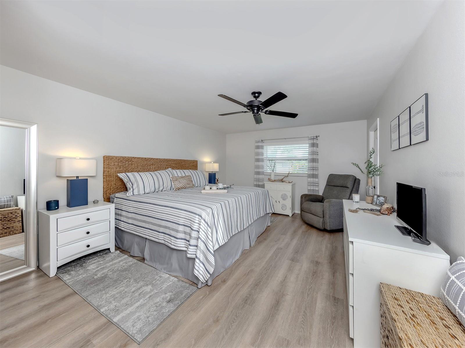 MISSION LAKES - Residential