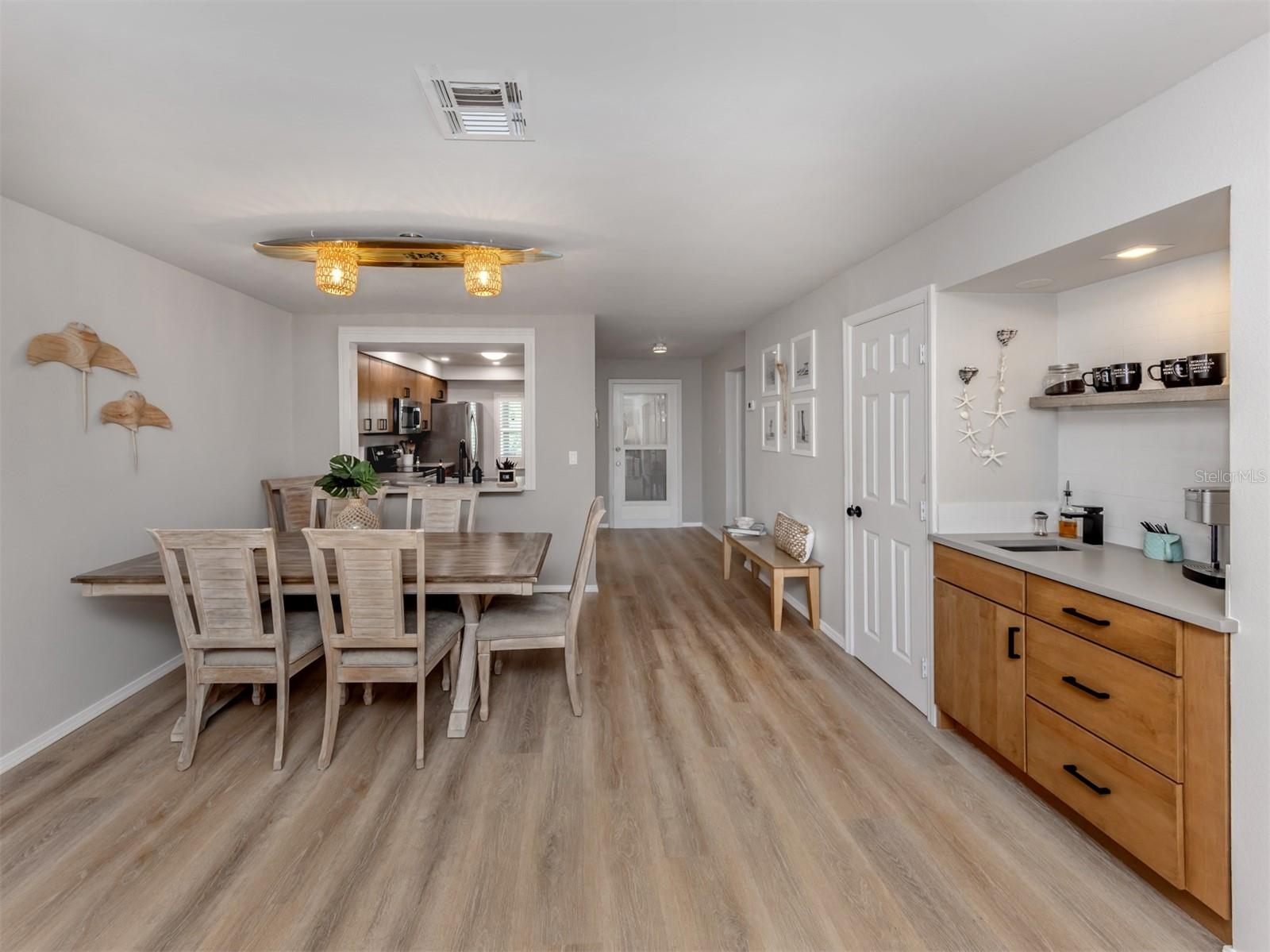 MISSION LAKES - Residential