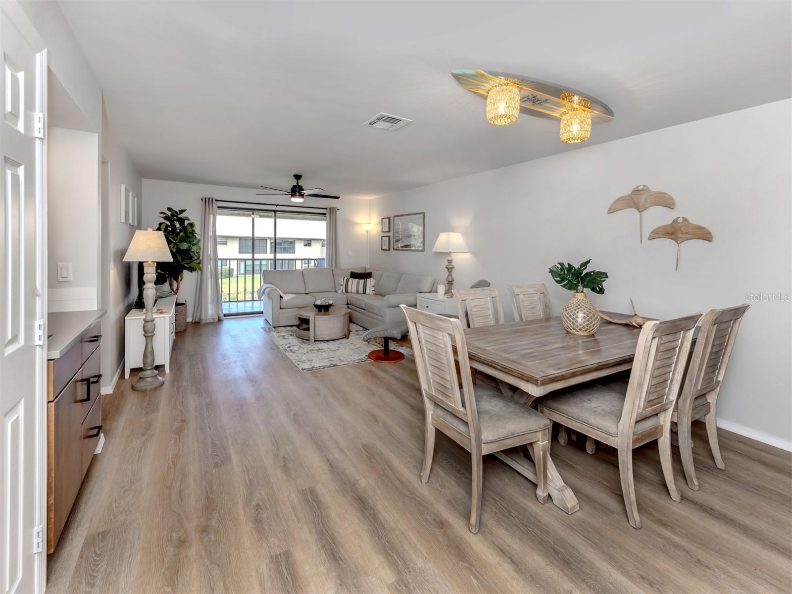 400 MISSION TRAIL E D