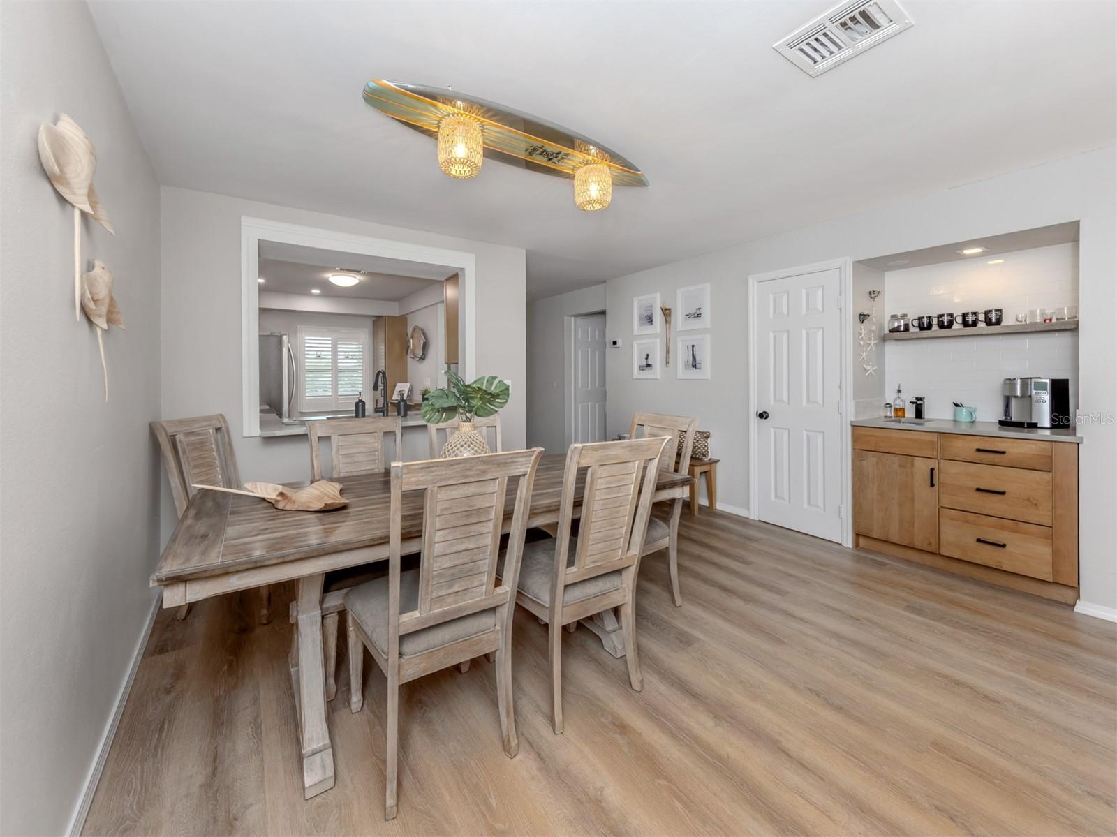 MISSION LAKES - Residential