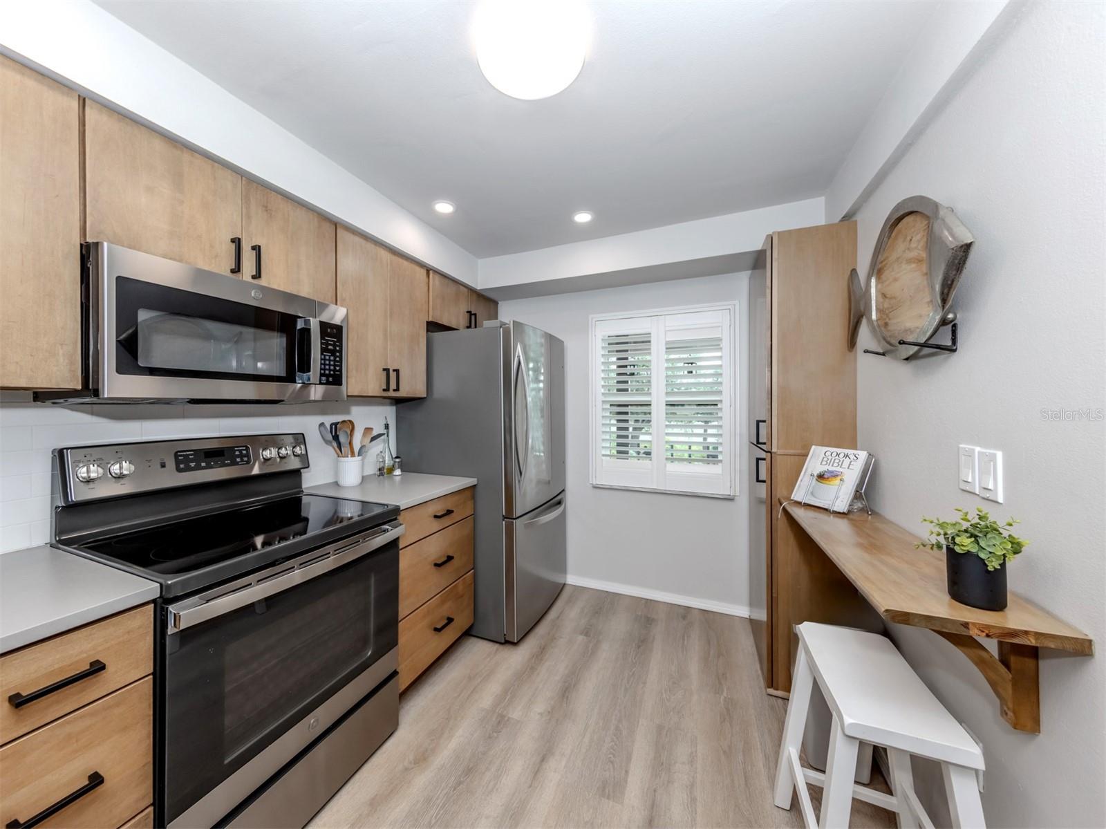 MISSION LAKES - Residential