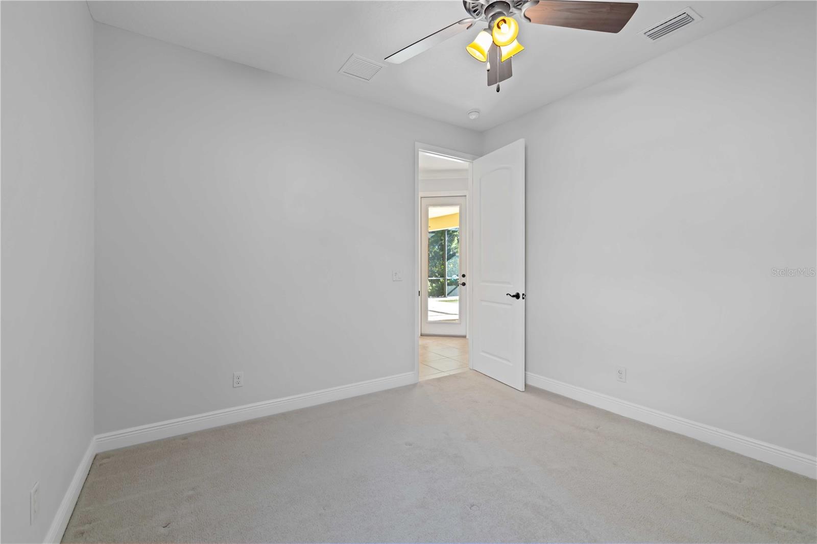 COUNTRY CLUB EAST AT LAKEWD RNCH PP - Residential