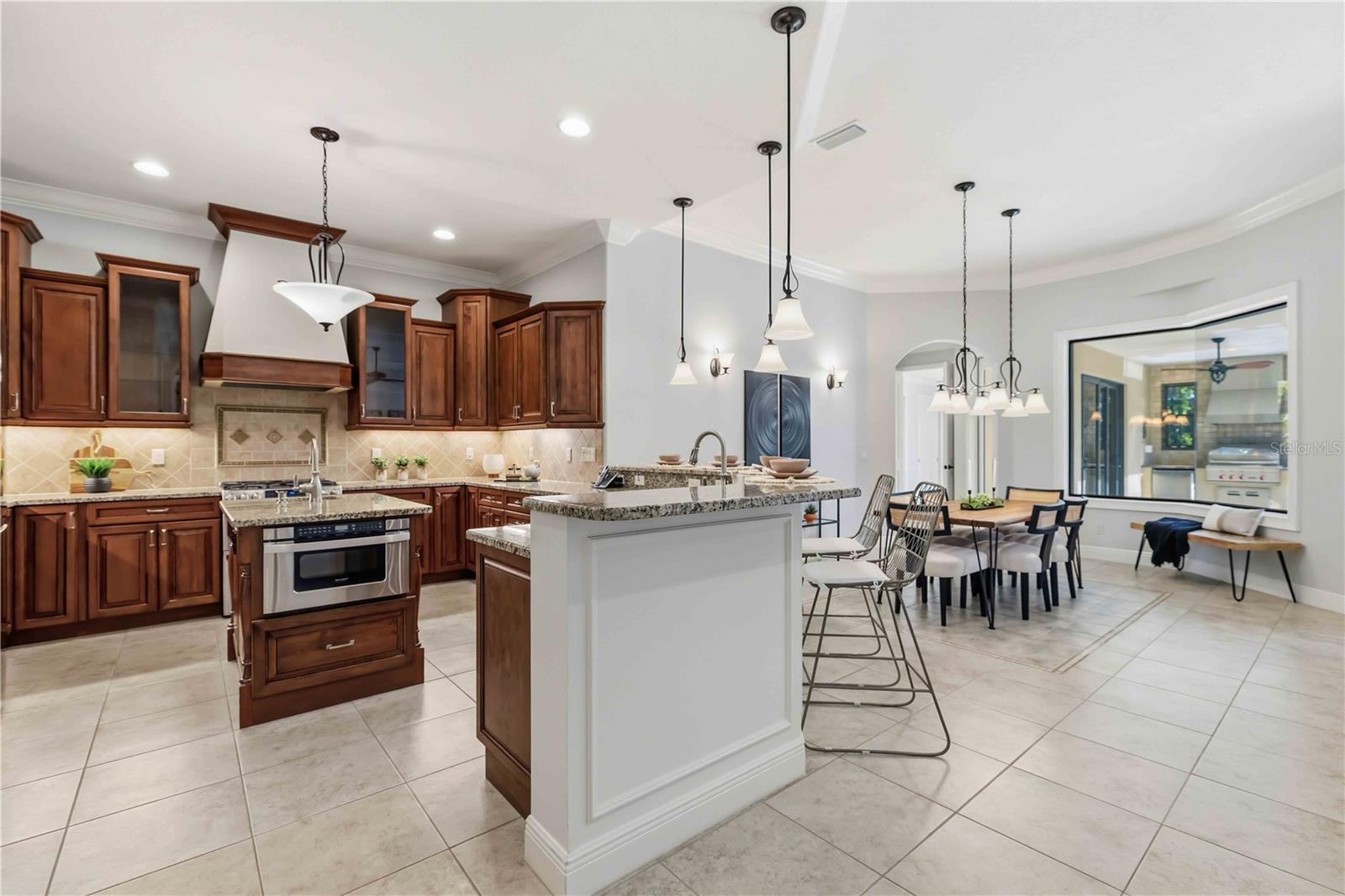 COUNTRY CLUB EAST AT LAKEWD RNCH PP - Residential