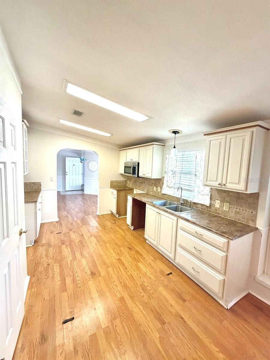 3217 NW 64TH STREET