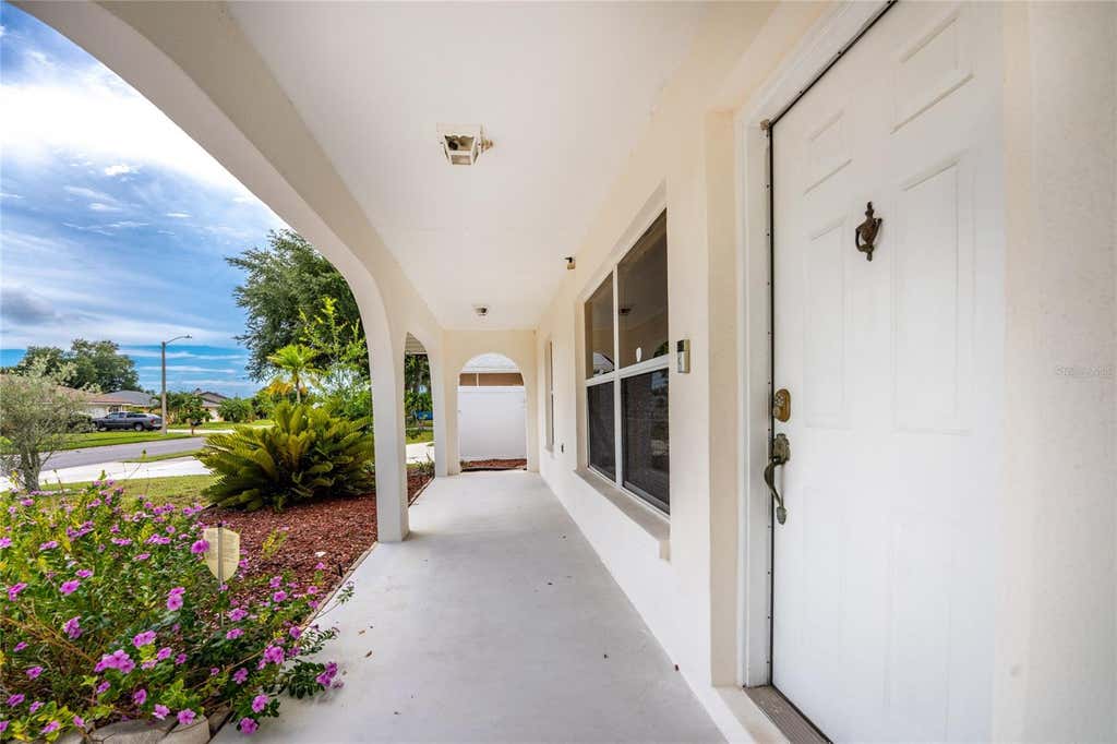 Photo of 1458 Strada D Argento, Venice, FL 34292 (MLS # N6144952)
