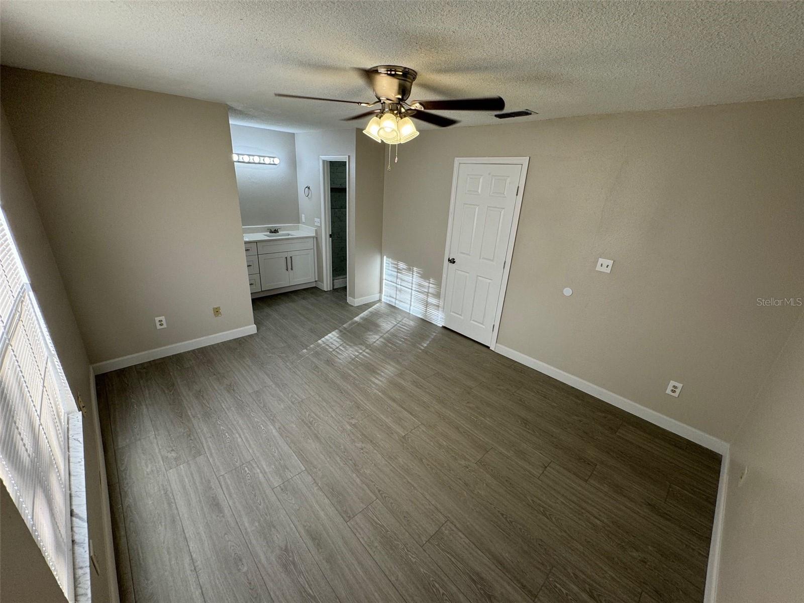 WINDSOR WALK - Residential Income