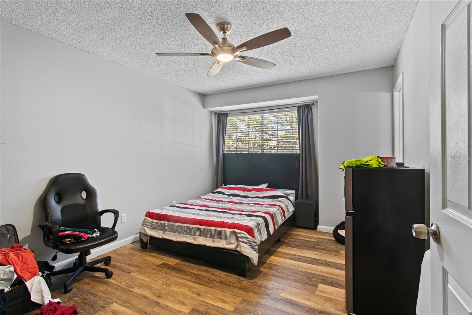 WINDSOR WALK - Residential Income