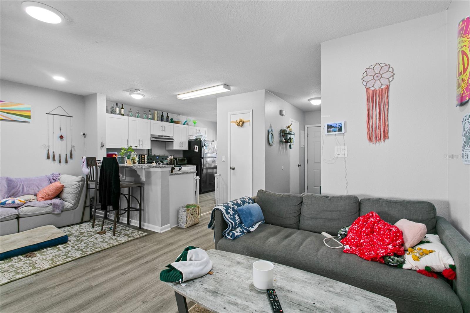 WINDSOR WALK - Residential Income