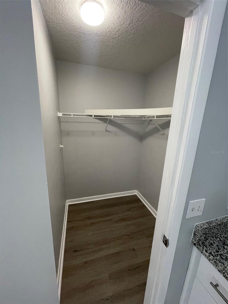 WINDSOR WALK - Residential Income