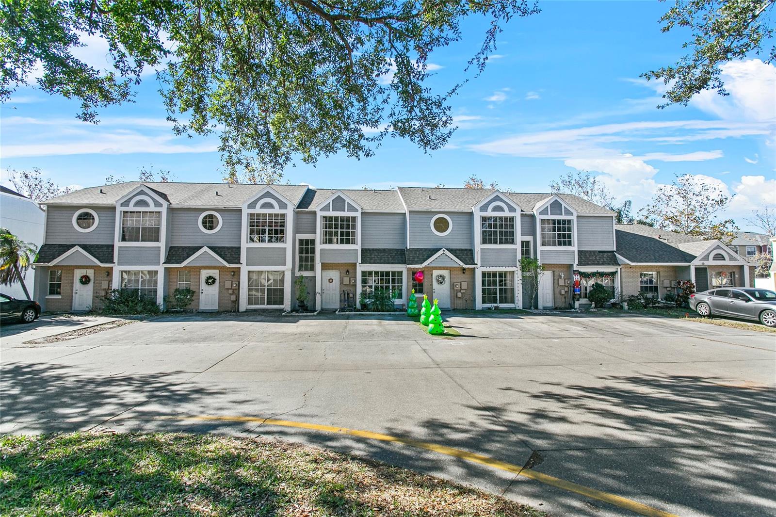11110 ESSEX RIDGE COURT
