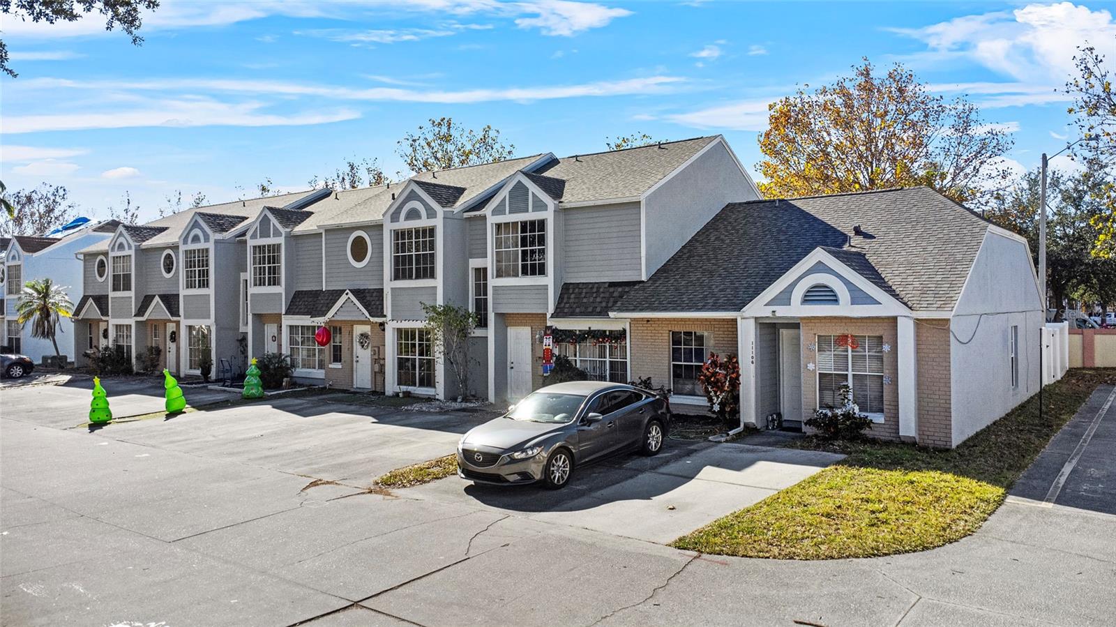 11110 ESSEX RIDGE COURT