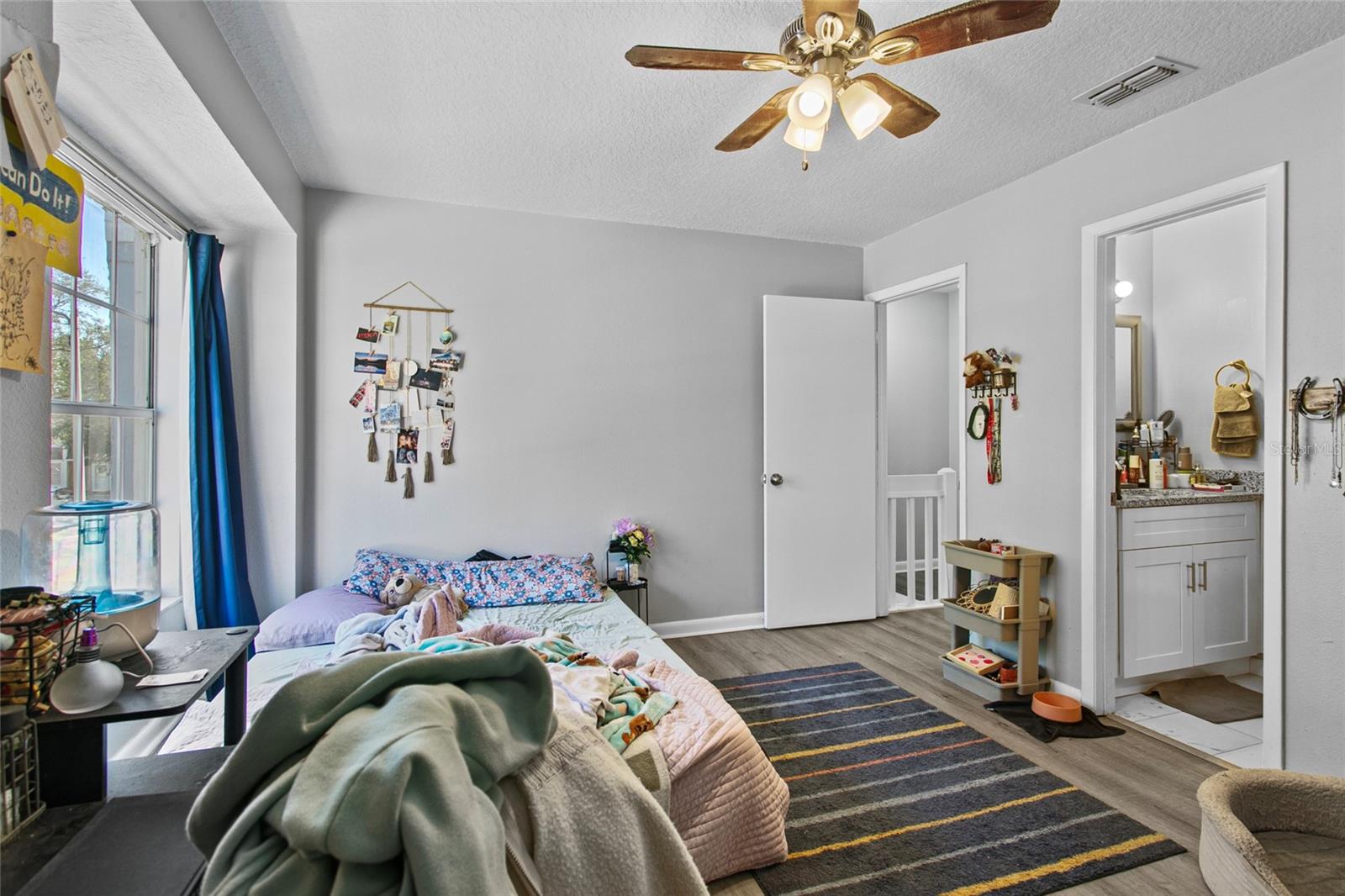 WINDSOR WALK - Residential Income