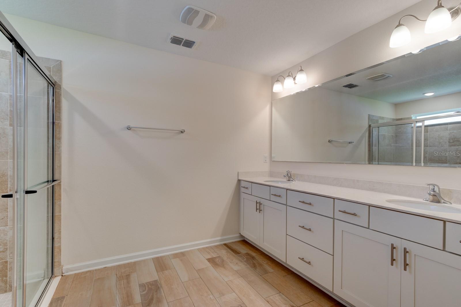 GRAND RESERVE AND GOLF CLUB - Residential