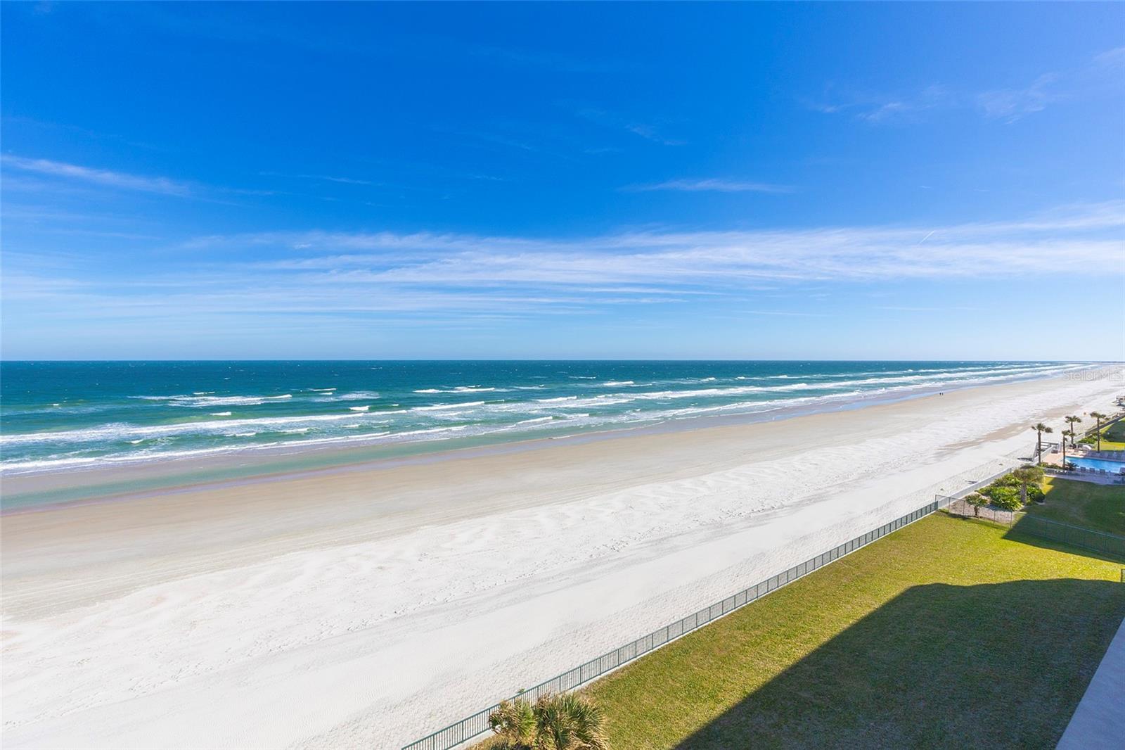 TOWERS 09 CONDO - Residential