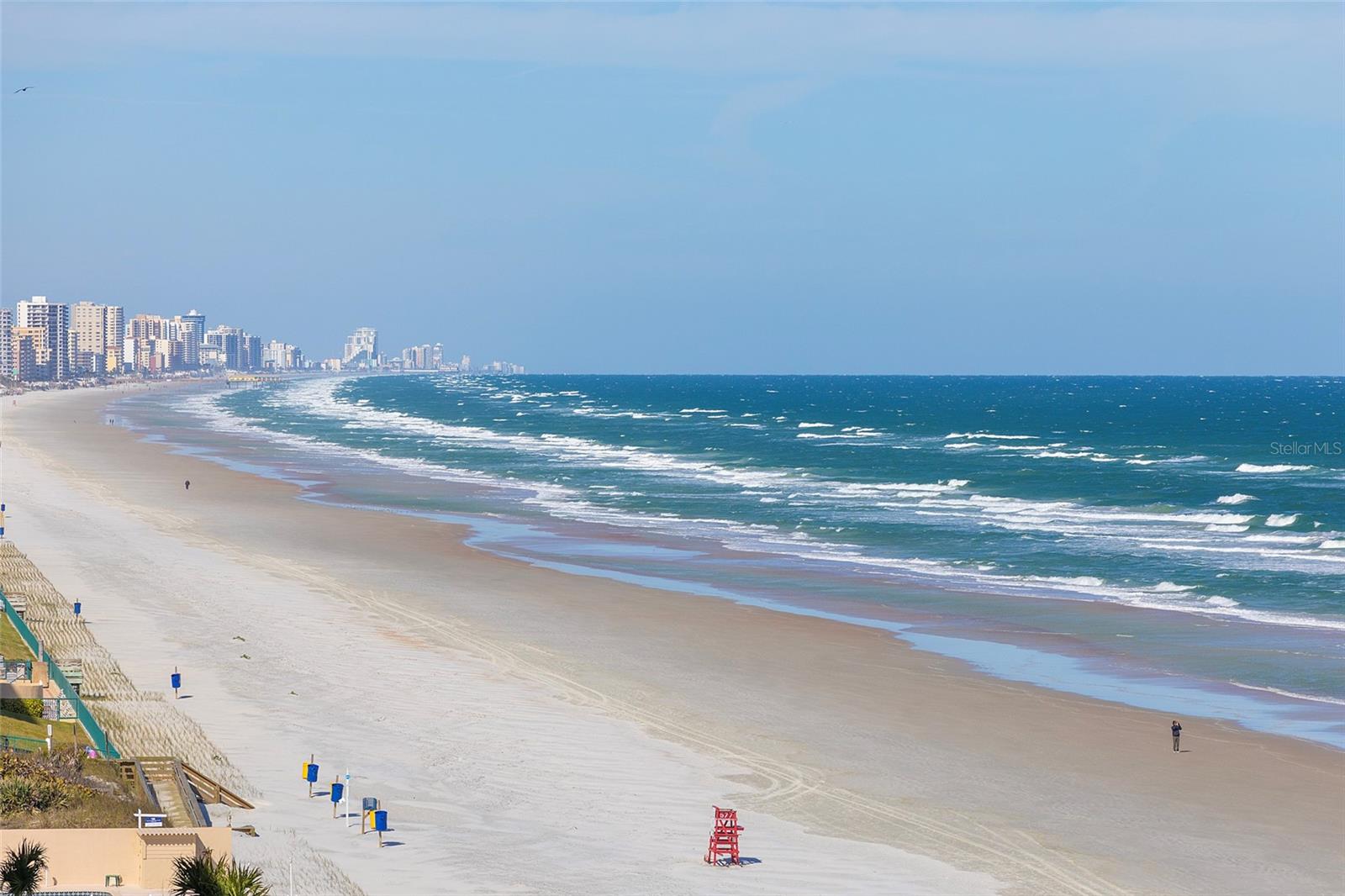 TOWERS 09 CONDO - Residential