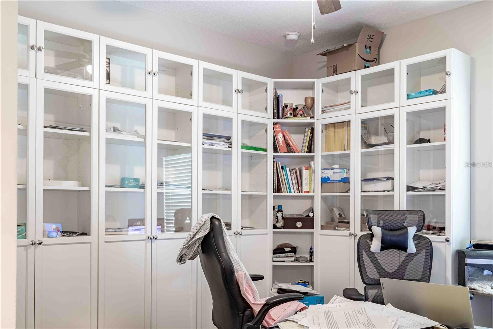 HUNTER'S RIDGE - Residential