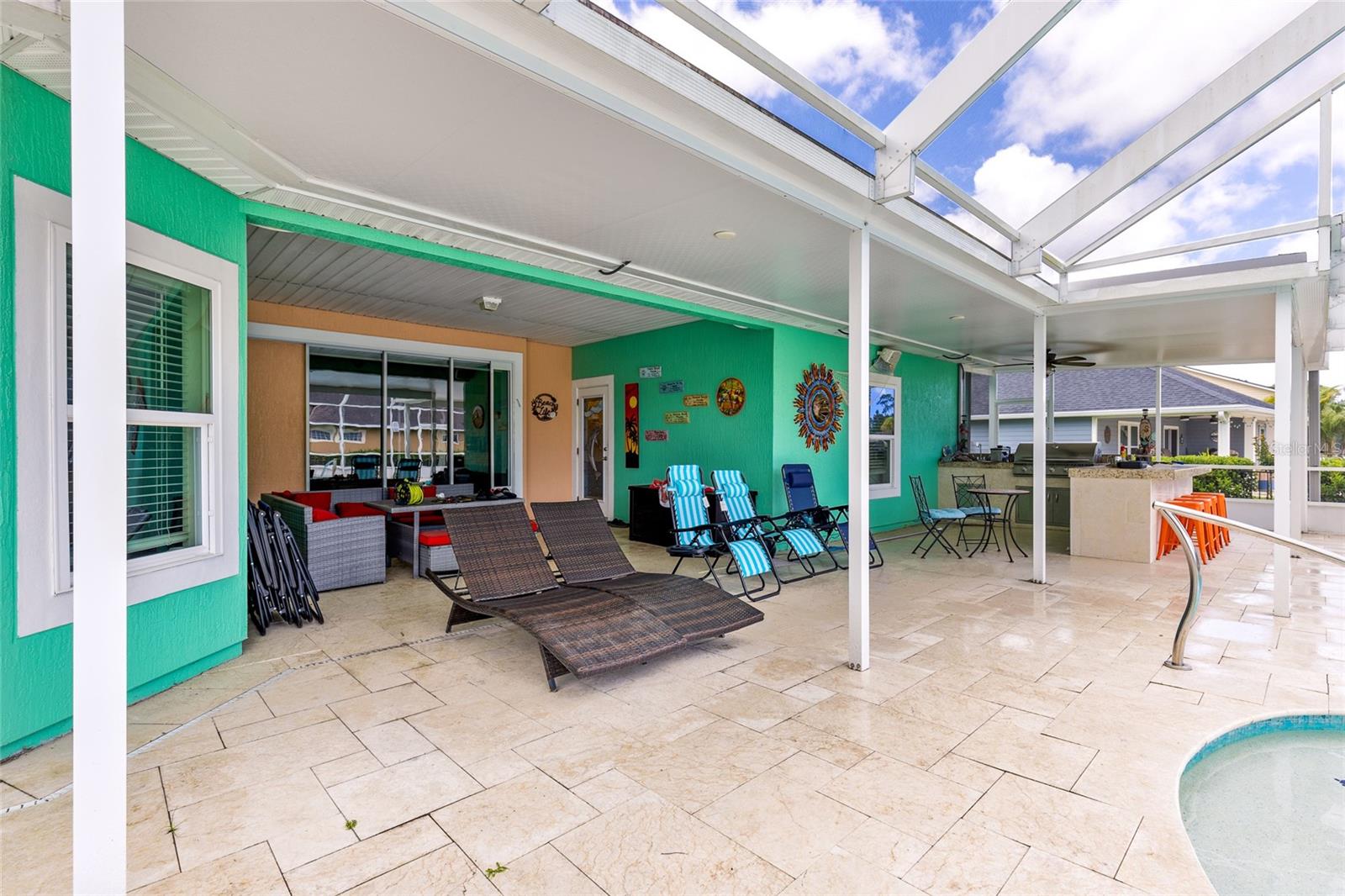 HUNTER'S RIDGE - Residential