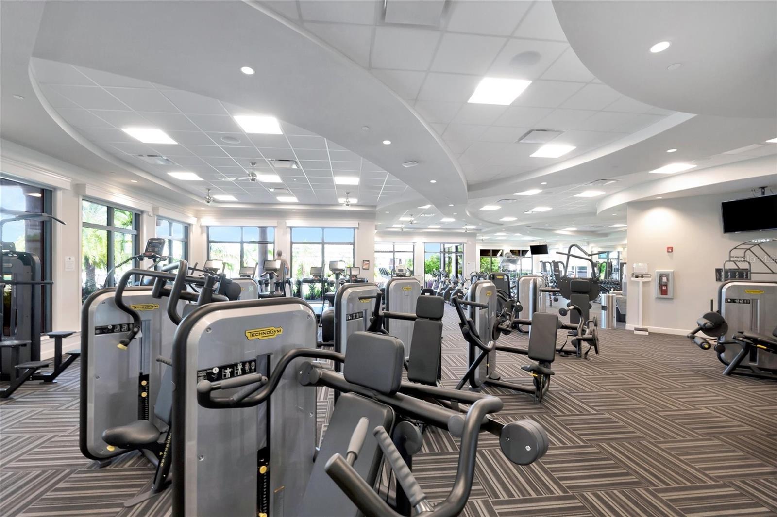 LAKEWOOD NATIONAL - Residential
