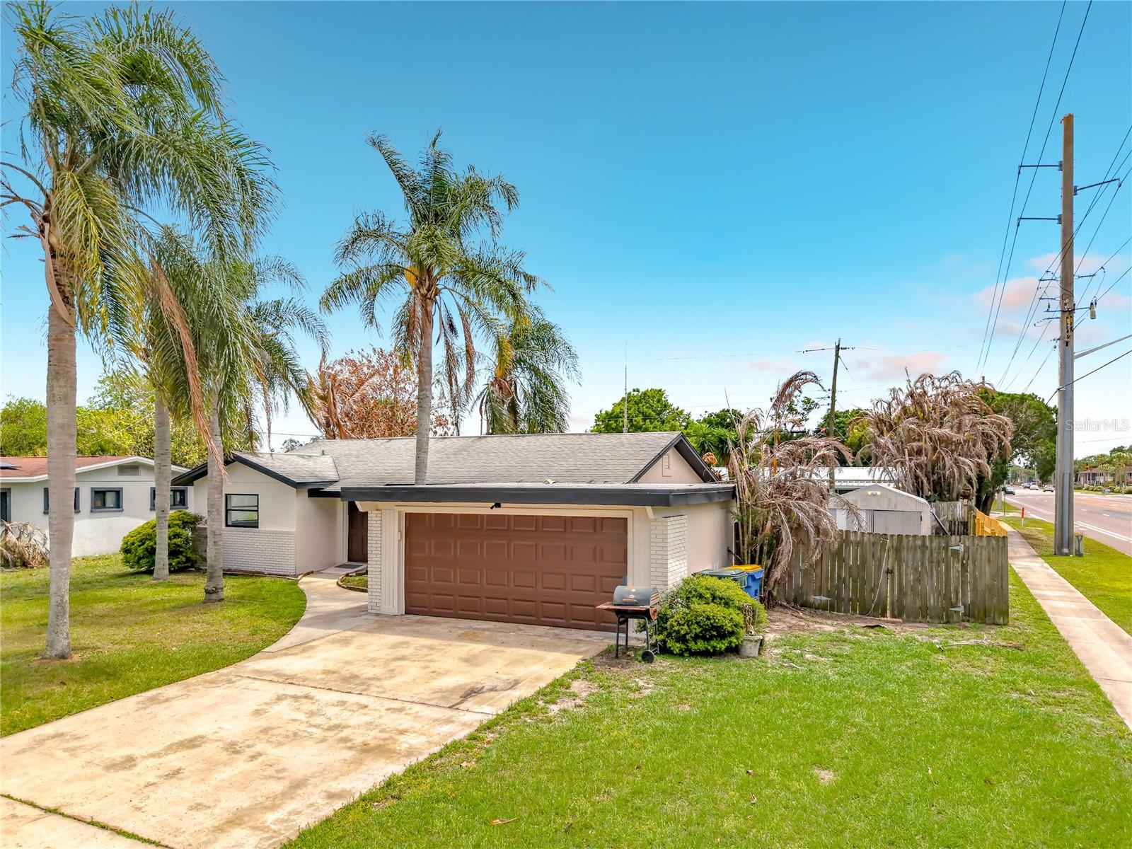 FAIRWAY ESTATES - Residential