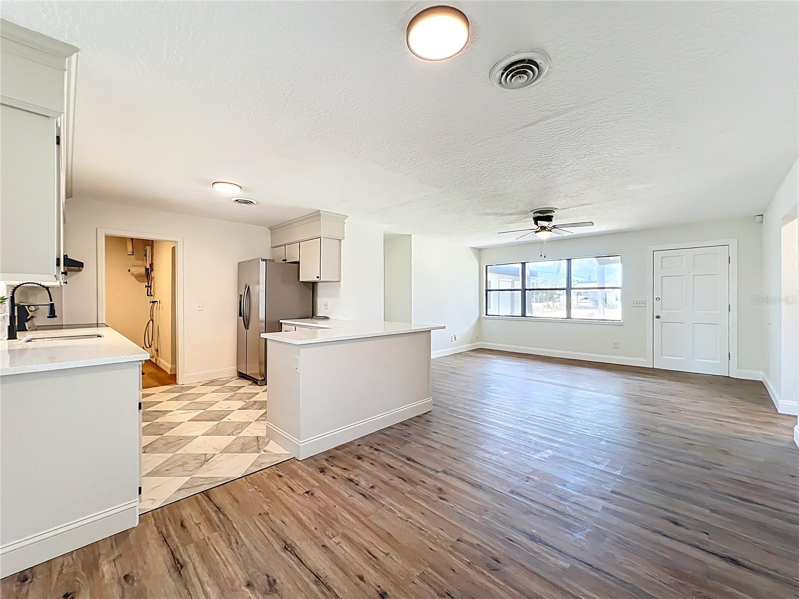 FAIRWAY ESTATES - Residential