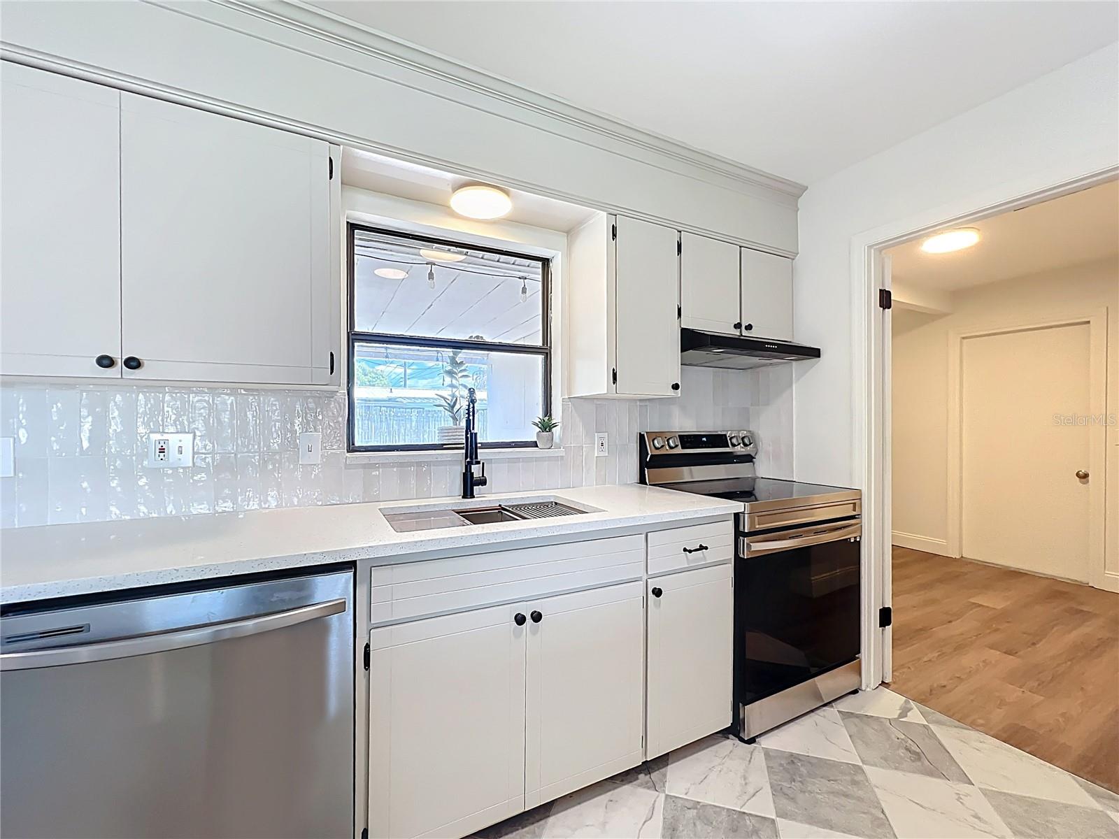 FAIRWAY ESTATES - Residential