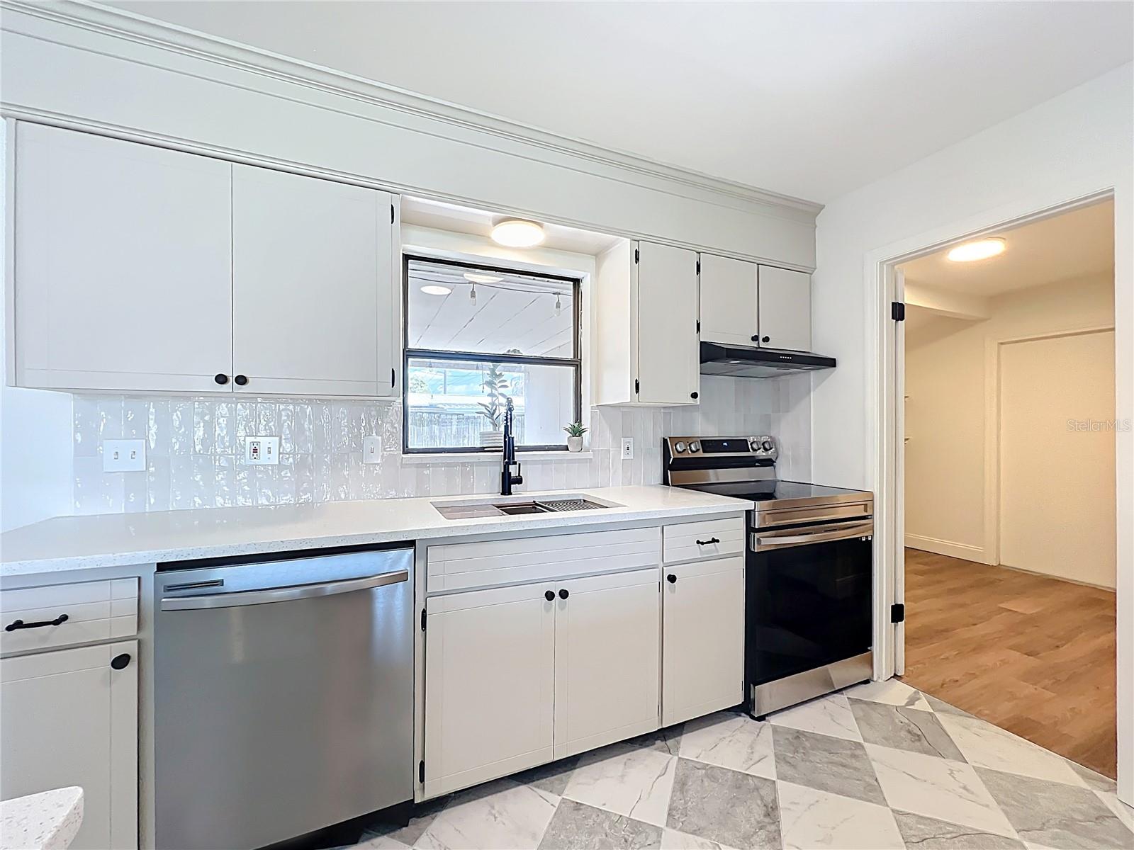 FAIRWAY ESTATES - Residential