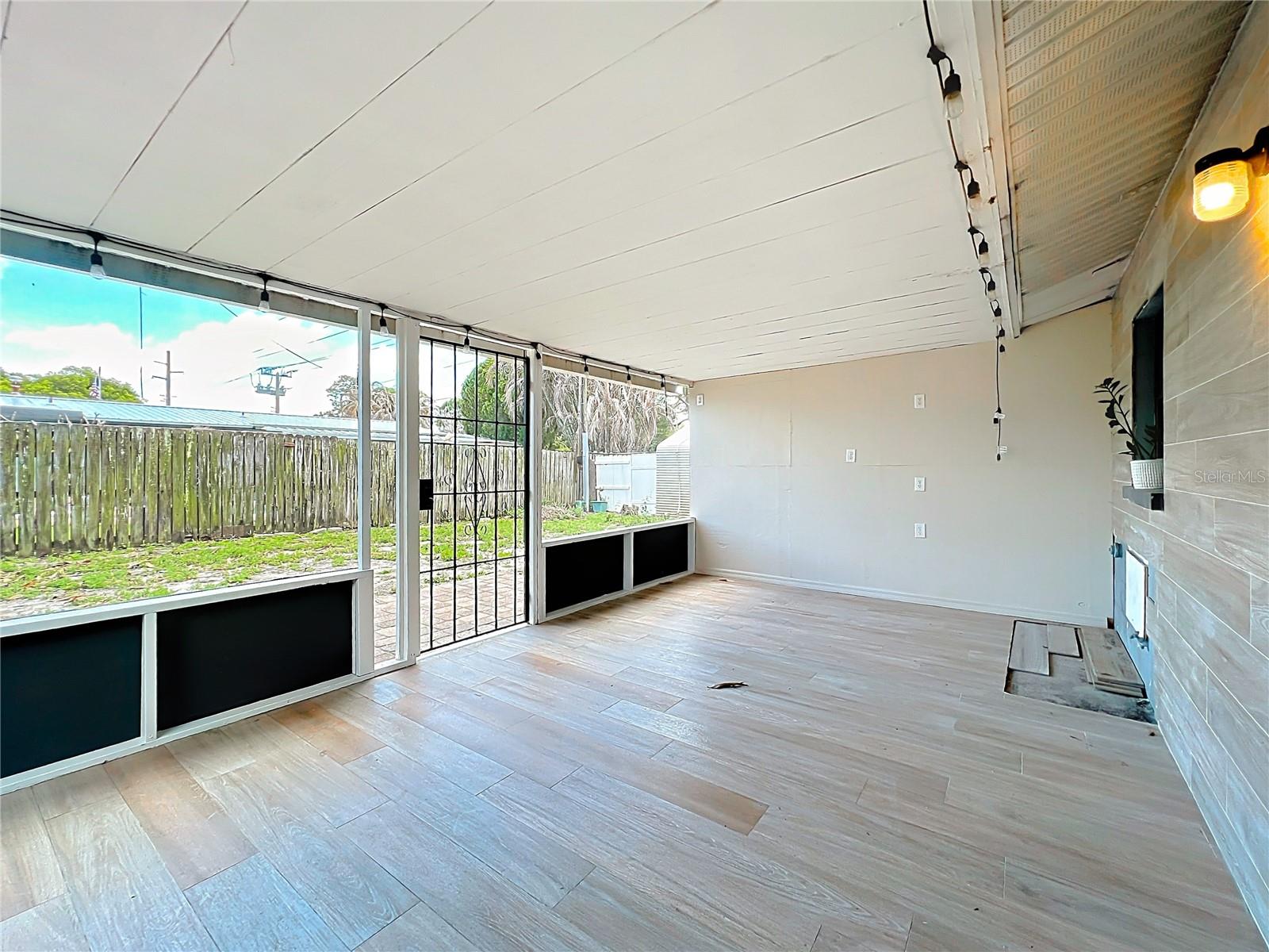 FAIRWAY ESTATES - Residential