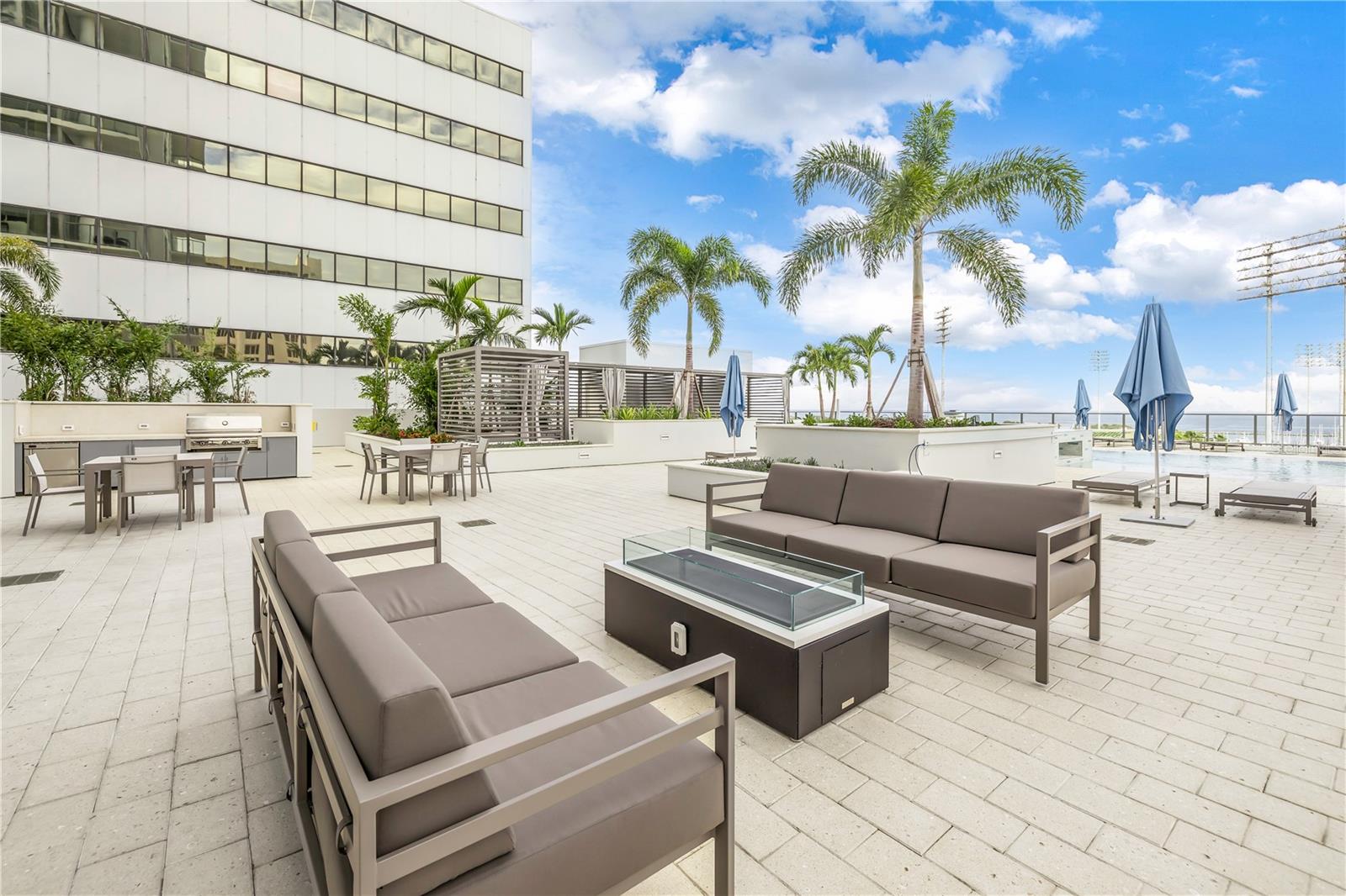 SALTAIRE CONDO - Residential