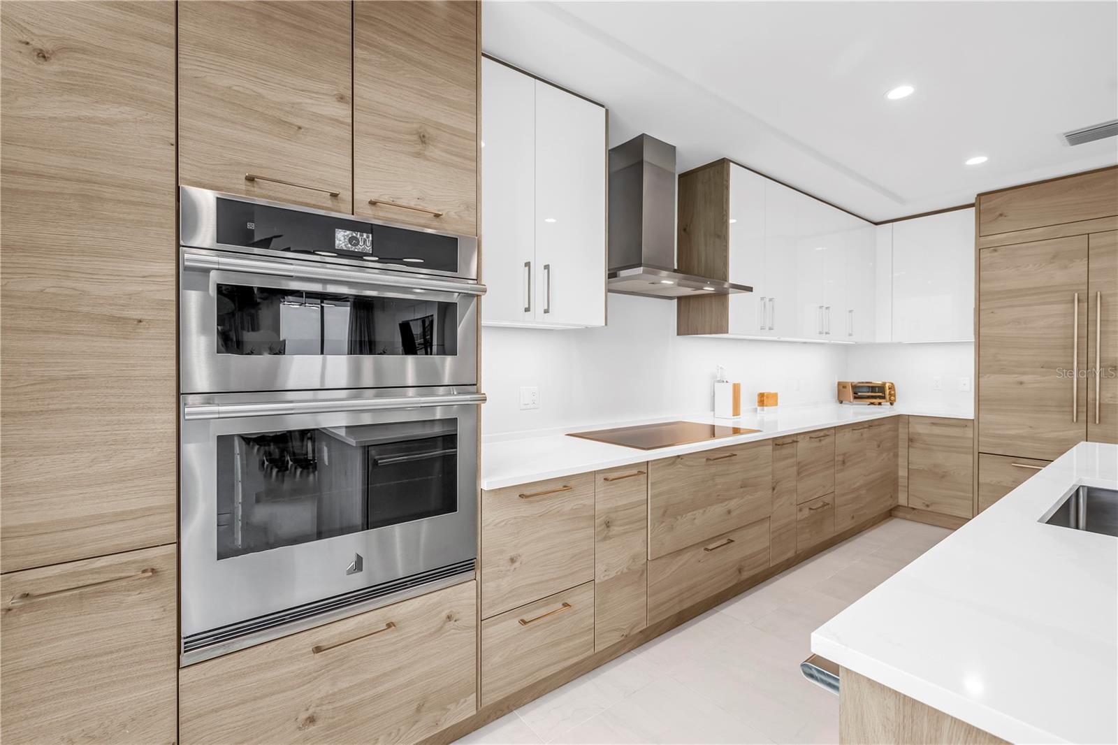 SALTAIRE CONDO - Residential