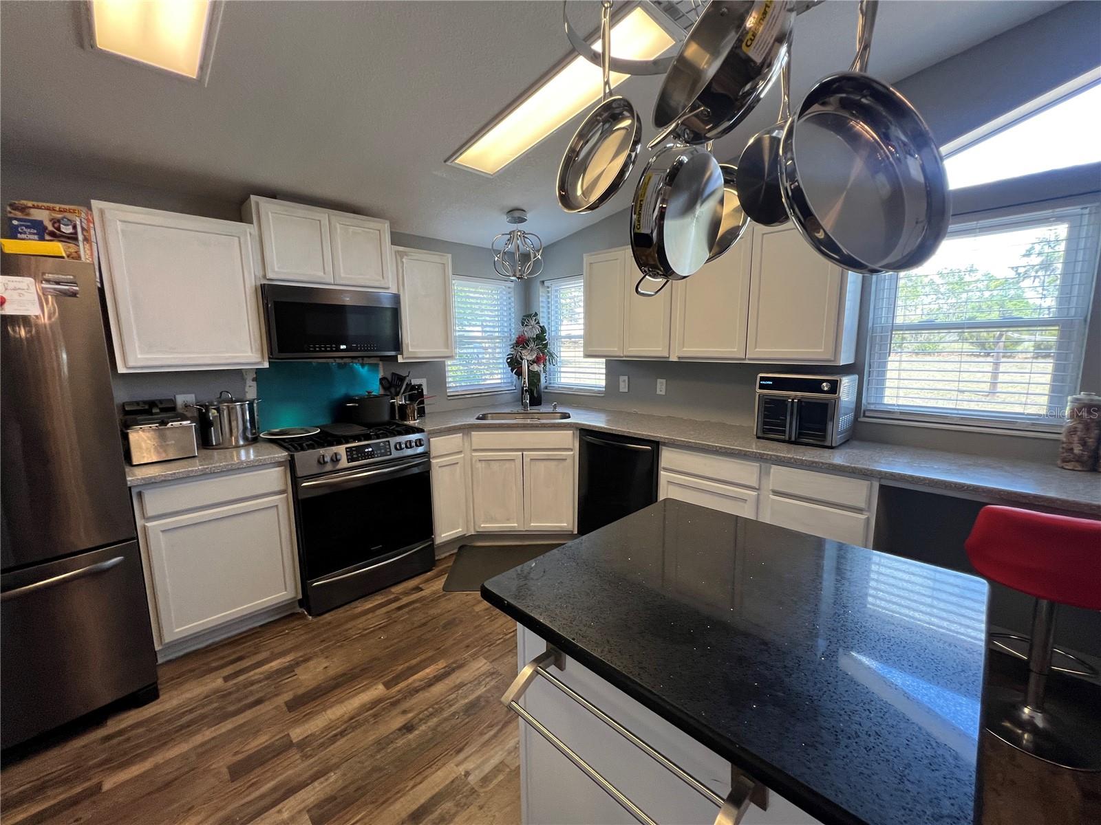 SUNNY HIGHLANDS SUB - Residential