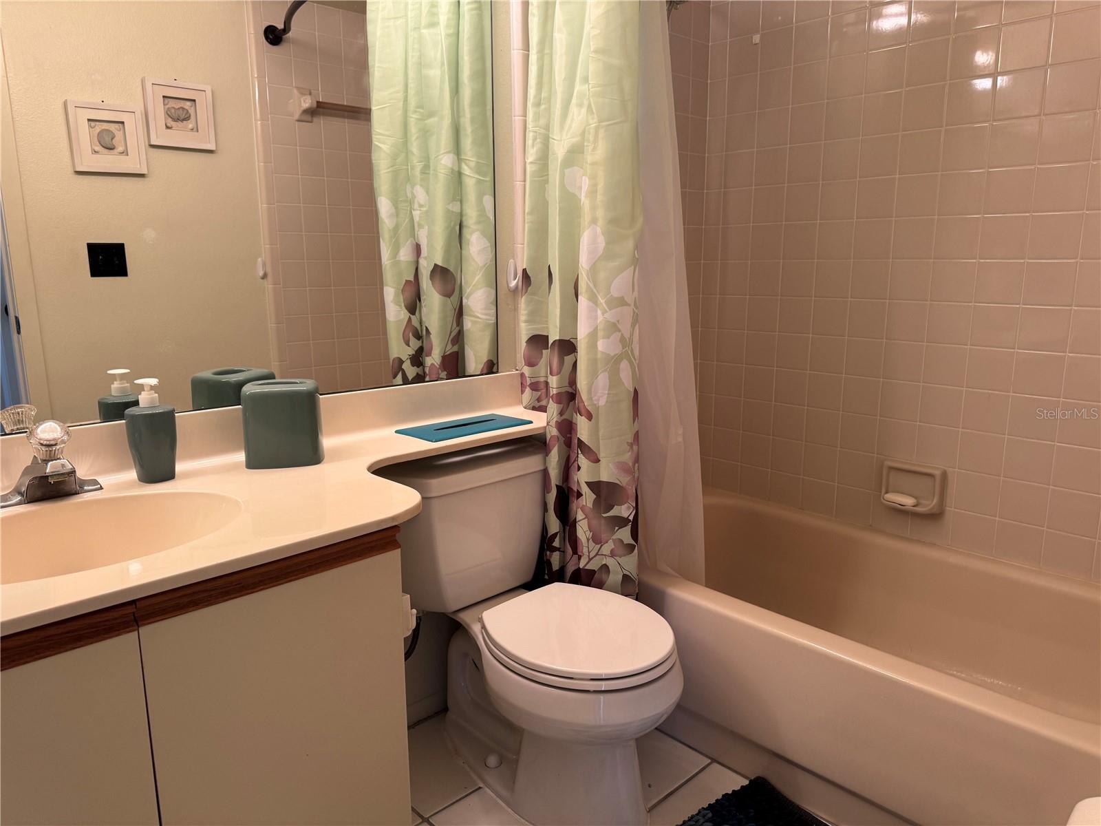 VILLAGE OF LAKESIDE SOUTH II - Residential