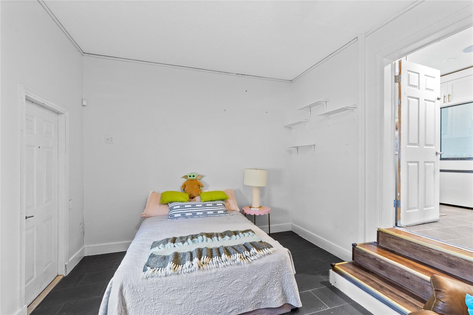 ALBERT LEE RIDGE FIRST ADD - Residential