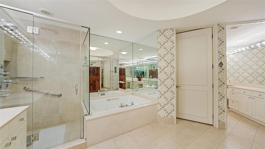 GRAND BAY 1 - Residential